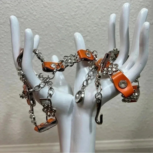 Teen Girl’s Rhinestone Floral Design with Orange Leather Tabs Chainlink Belt - Picture 8 of 12
